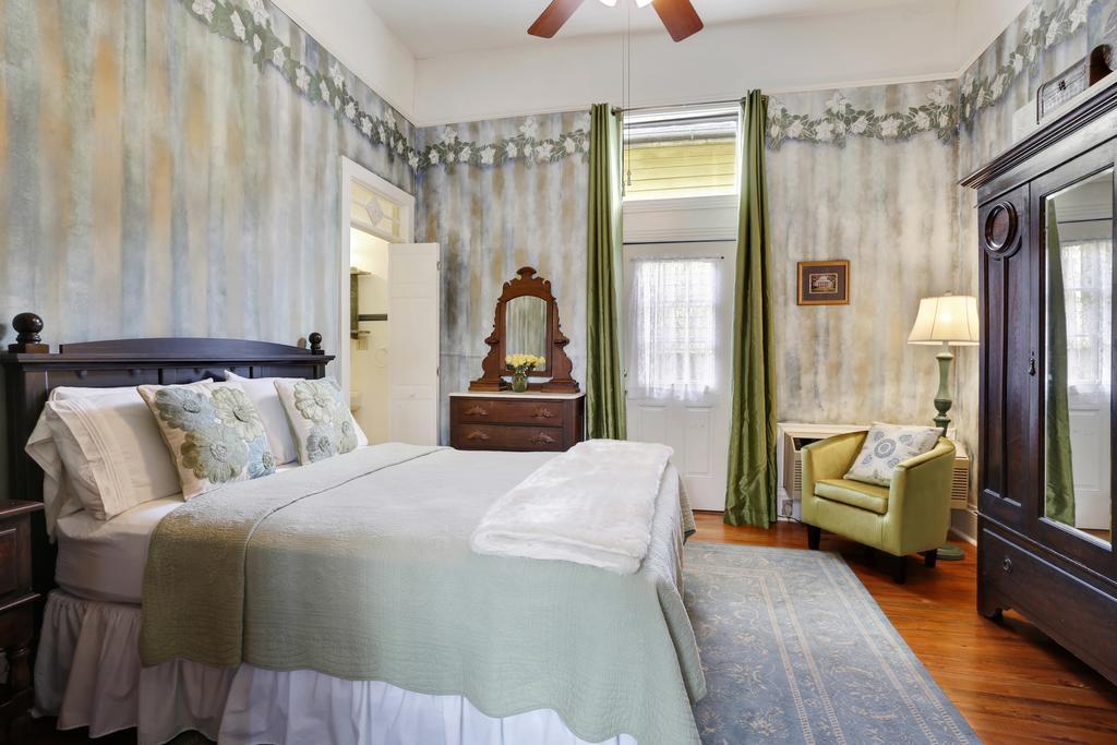 Auld Sweet Olive Bed And Breakfast New Orleans Exterior foto